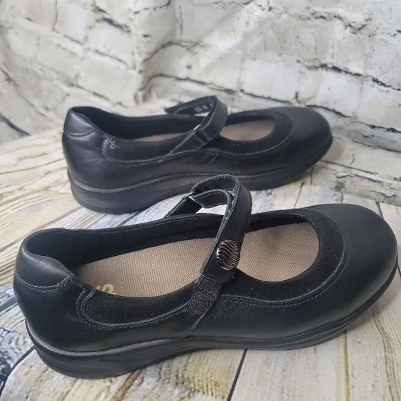 SAS Shoes Ladies 10.5 M Step Out Mary Jane Walking Black Sparkle Hook &amp; Loop