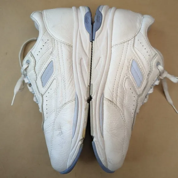 SAS Tour II Walking Shoes Sneakers Womens Size 11W Wide White Leather Casual