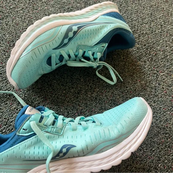 SAUCONY KINVARA 11 S10551-25 Aqua Blue Green Running Excersize Sneakers Shoes 8