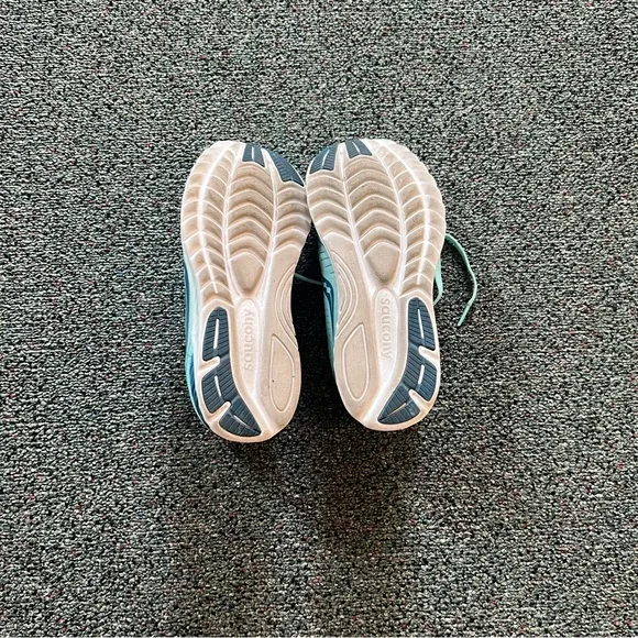 SAUCONY KINVARA 11 S10551-25 Aqua Blue Green Running Excersize Sneakers Shoes 8