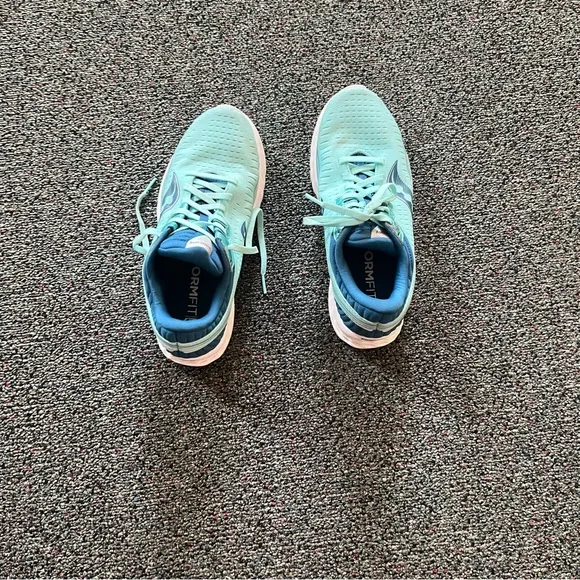 SAUCONY KINVARA 11 S10551-25 Aqua Blue Green Running Excersize Sneakers Shoes 8