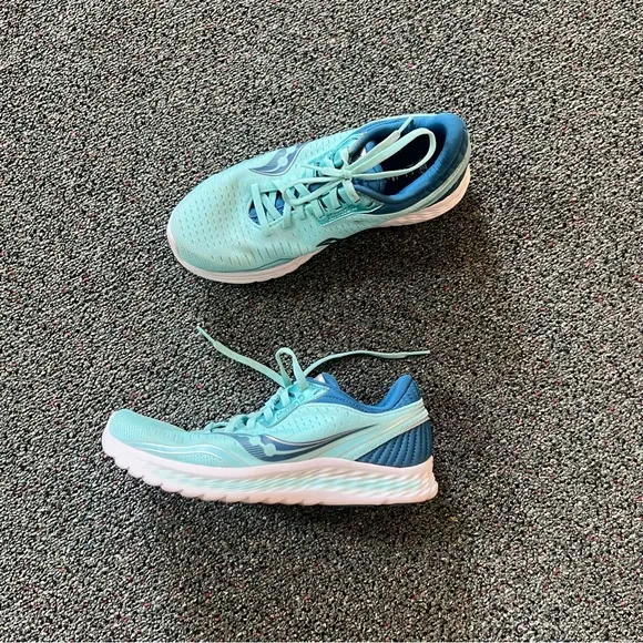 SAUCONY KINVARA 11 S10551-25 Aqua Blue Green Running Excersize Sneakers Shoes 8