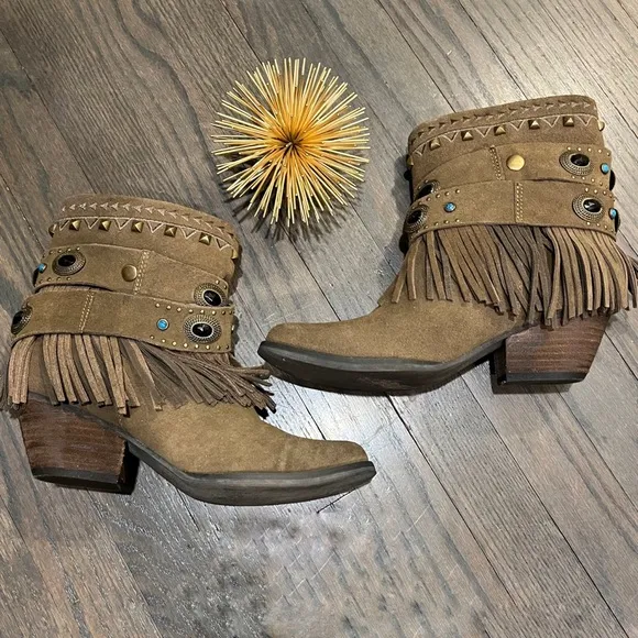 Sbicca Women's Verse Boot Khaki Suede Leather Fringe Cowboy Western Size 7