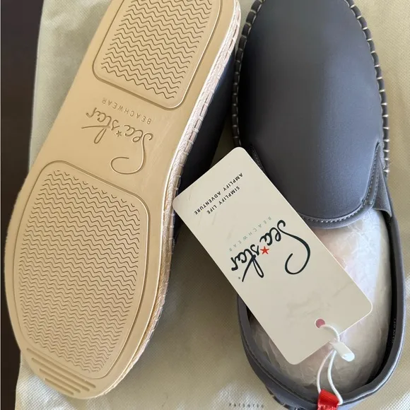SEA STAR BEACHWEAR SLIP ON SHOES SZ 10