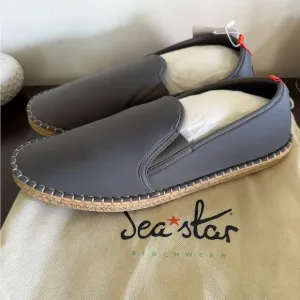 SEA STAR BEACHWEAR SLIP ON SHOES SZ 10