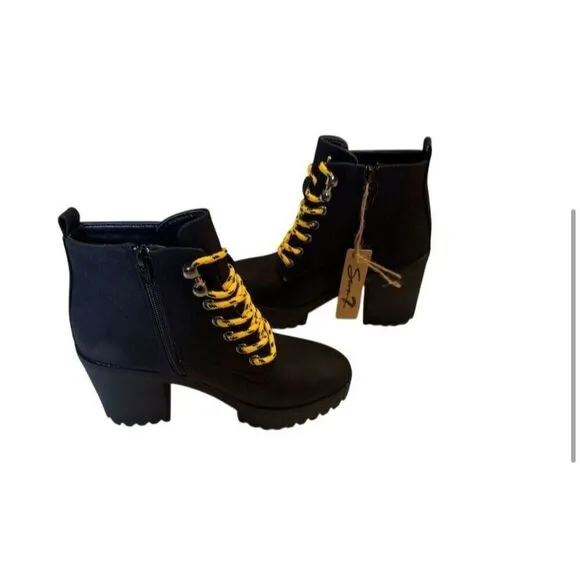 Seven7 Women's Black Chunky Lug Heel Lace-Up Ankle Platform Boots Size 10