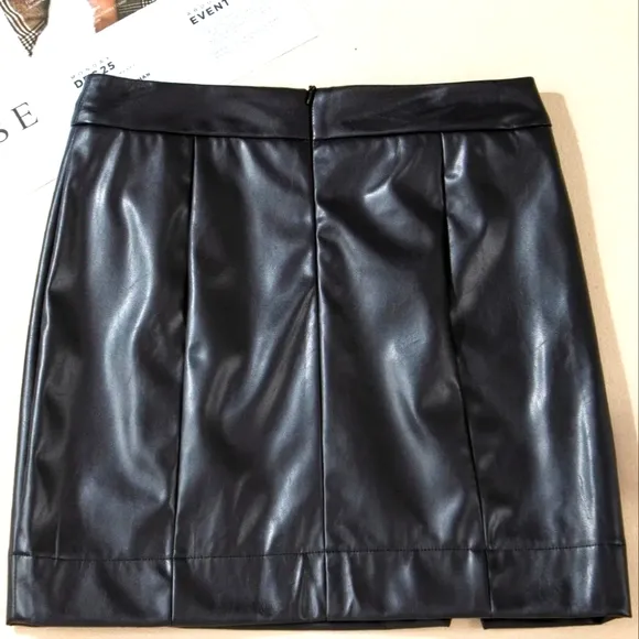 Sexy Black Leather Mini Skirt