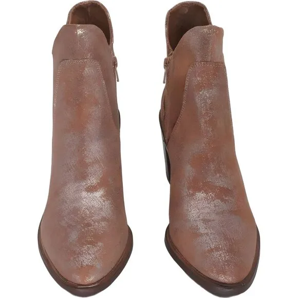 Seychelles Pretty Little Bird Fashion Boot for Women, Rose Gold, Size 9