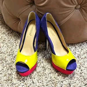 Shoe Dazzle Tri-colored Platform Heels