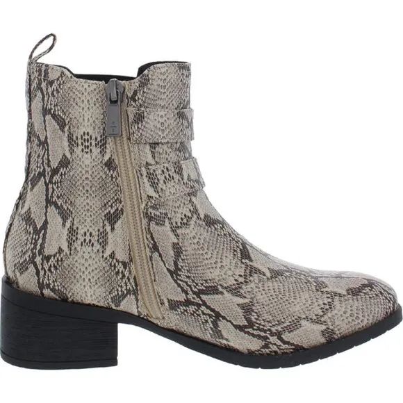 Size 6.5 - KENNETH COLE Reaction -  Faux Leather Ankle Boots Moto NEW $109 msrp