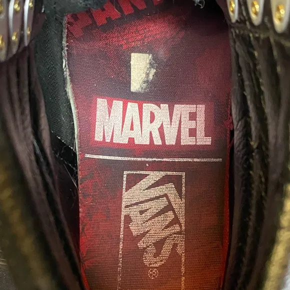 Size 9 | Vans x Black Panther Sk8-Hi Shoes | Unisex | Used