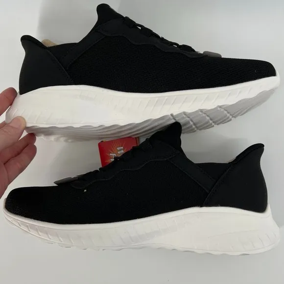 Skechers Men‎ 8.5 WIDE Hands Free Slip-ins BOBS Sport Squad Chaos Sneakers Black
