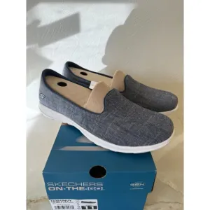 Skechers Womens Go Walk Lite Amore Navy‎ Slip On Shoes Sze 11 Comfort Mesh
