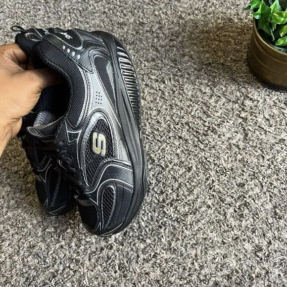 SKETCHERS SHAPE-UPS WOMENS US 8.5 WALKING BLACK SHOES SNEAKERS TONING New