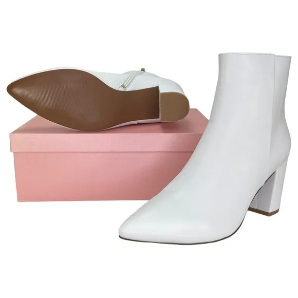 SMASH Shoes Chiku White Faux Leather Womens Ankle Boots Size 12M