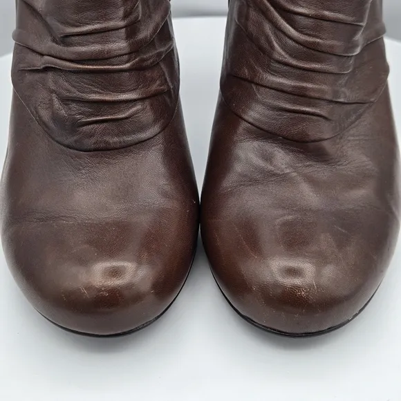 Sofft Florina Ankle Boots in Brown