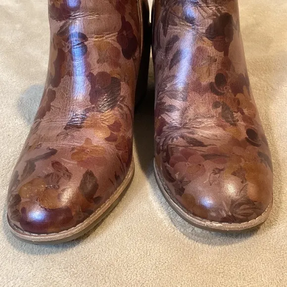 Sofft Slip-On Bootie, Sacora, Brown w/Floral Print, Size US 9, EU 40, UK 7