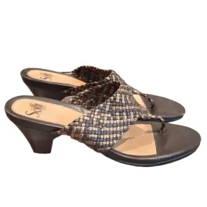 Sofft Women Comfort Leather Thong heels sandals shoes sz 9.5M