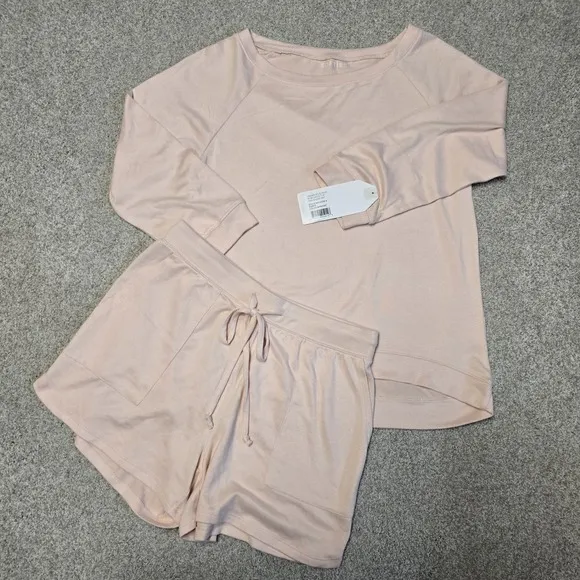 Softies Dream 3/4 Sleeve Boat Neck Top and Short Set Sz S Apricot NWT Soft $129