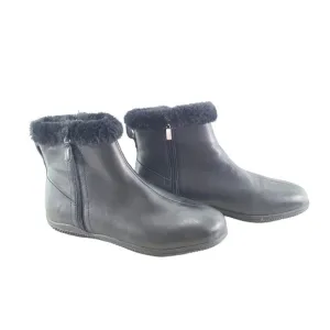Softwalk Helena 9 Please Read Black Leather Faux Fur Lining Booties Zip Ankle