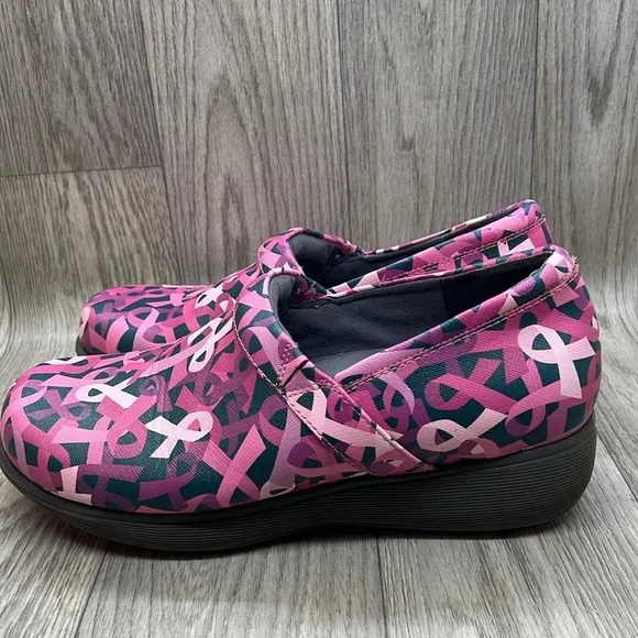 SoftWalk Women's Meredith Sport Clog