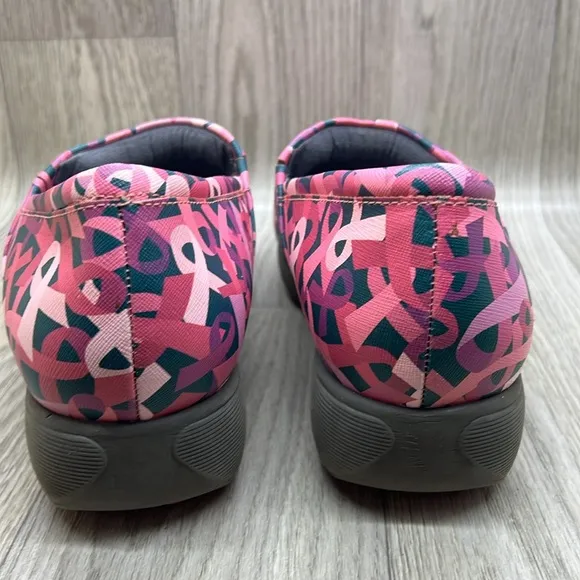 SoftWalk Women's Meredith Sport Clog