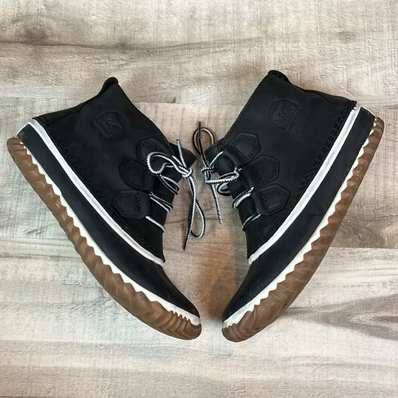 Sorel Black Lace-Up Leather Boots BlackDuck rain ankle size 7