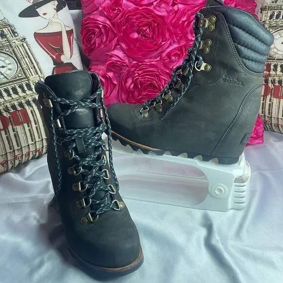 Sorel Conquest Waterproof Wedge BootsWomen's Leather Olive-Dark Grey Size 6