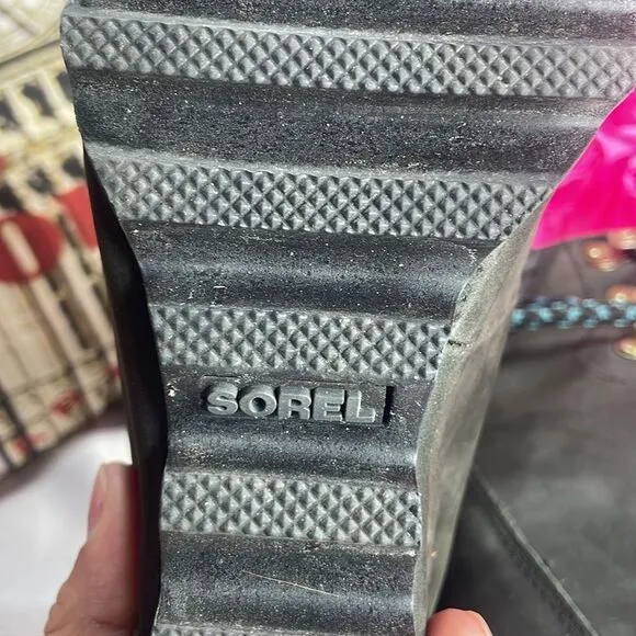 Sorel Conquest Waterproof Wedge BootsWomen's Leather Olive-Dark Grey Size 6