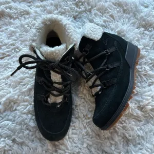 Sorel Evie Cozy‎ Boots