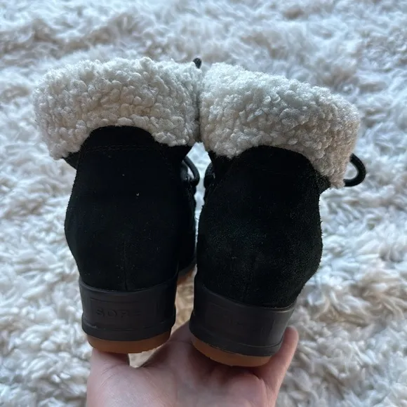 Sorel Evie Cozy‎ Boots