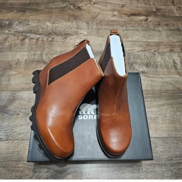 Sorel Joan Arctic wedge III WP boots women's size 7.5