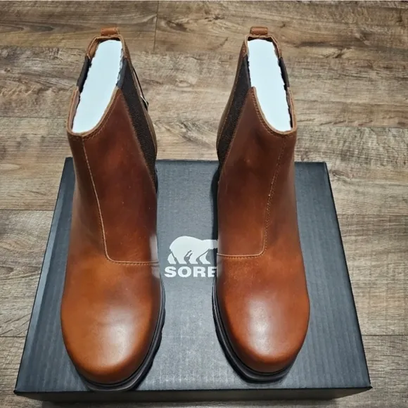 Sorel Joan Arctic wedge III WP boots women's size 7.5