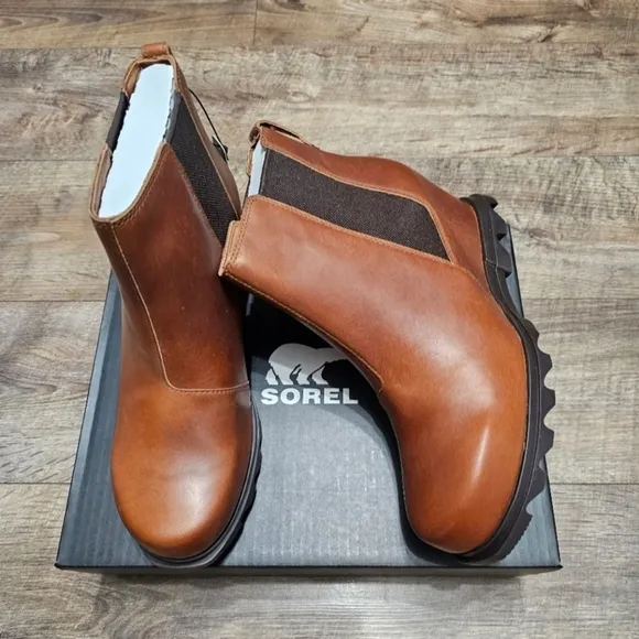 Sorel Joan Arctic wedge III WP boots women's size 7.5