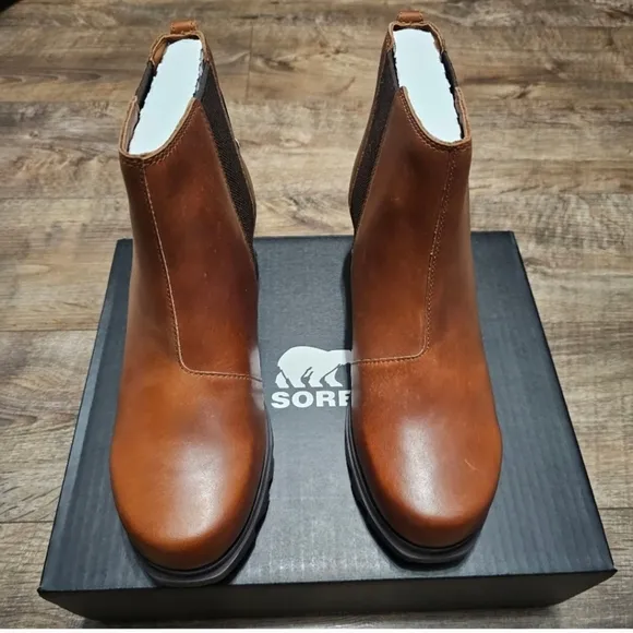 Sorel Joan Arctic wedge III WP boots women's size 7.5
