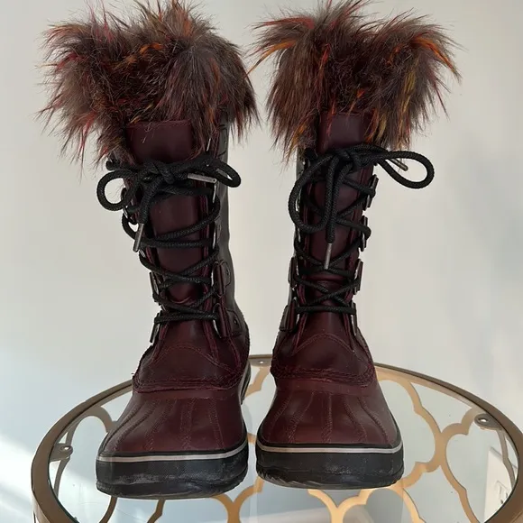 SOREL Joan of Arctic Boots Leather 8.5 Winter Excellent condition