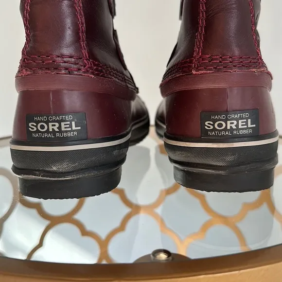 SOREL Joan of Arctic Boots Leather 8.5 Winter Excellent condition