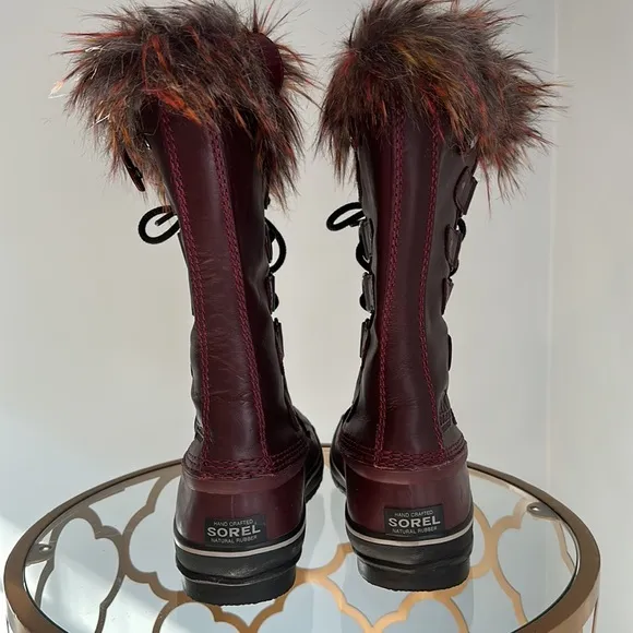 SOREL Joan of Arctic Boots Leather 8.5 Winter Excellent condition