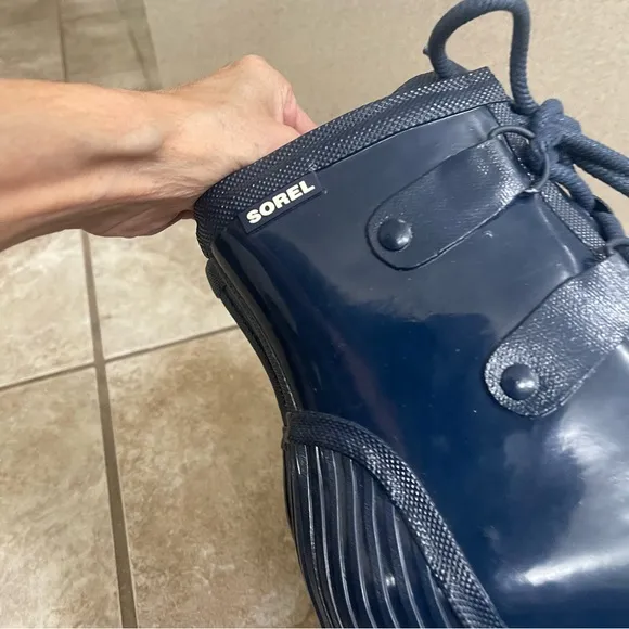 Sorel Joan of Arctic Rain Wedge Rain Boots Waterproof Navy Blue Rubber 8.5 lady