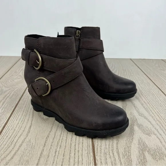 Sorel Joan Of Arctic Wedge II Leather Buckle Booties 6.5M Blackened Brown $235