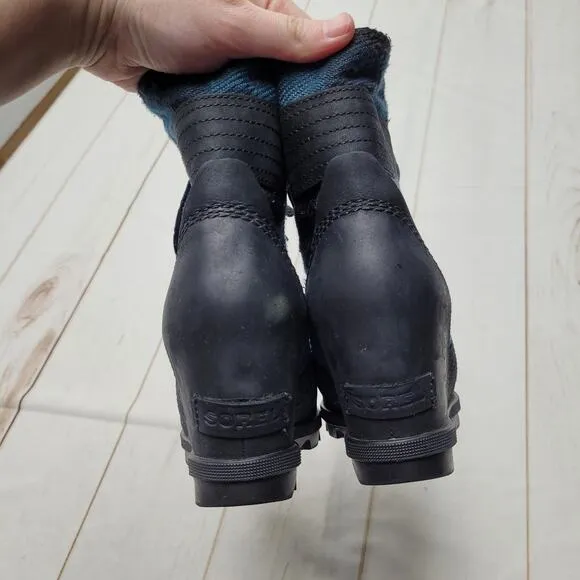 Sorel Lexie wedge boots black blue plaid waterproof