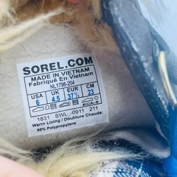 Sorel Tofino Plaid Waterproof Snow Boots Size 6 NWOB