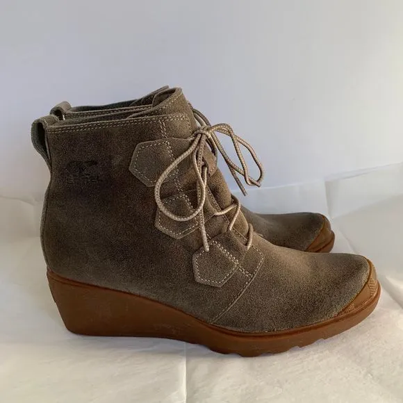 Sorel Toronto NL2115-245 Lace Up Green Suede Wedge Ankle Boots Booties - Size 9