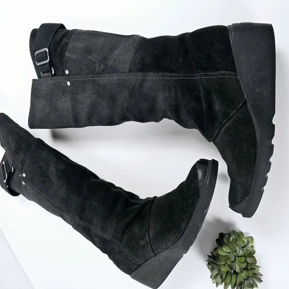 Sorel Toronto Wedge Boots Black Suede Size 9.5