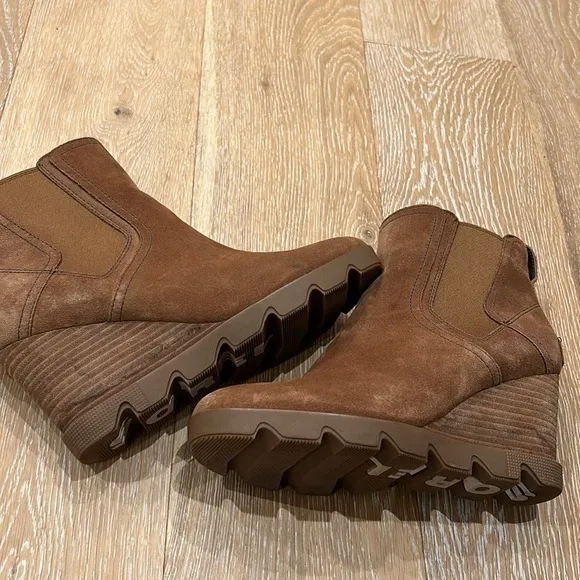Sorel Uptown Chelsea Waterproof Suede Boot