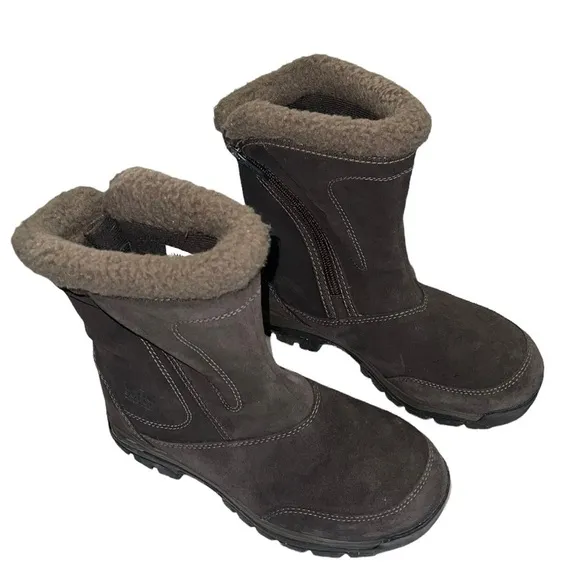 Sorel Waterfall waterproof winter boots. Size 7 GUC