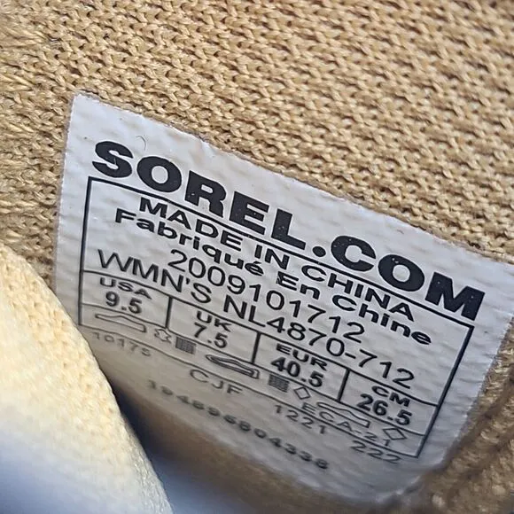 Sorel women boots Hi-Line Yellow Suede Chelsea Ankle Pull On Booties Sz 9.5 new