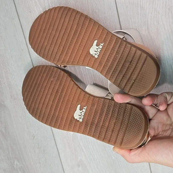 Sorel Women Ella Crisscross Strappy Flta Sadals Slip On Shoes Sz 7