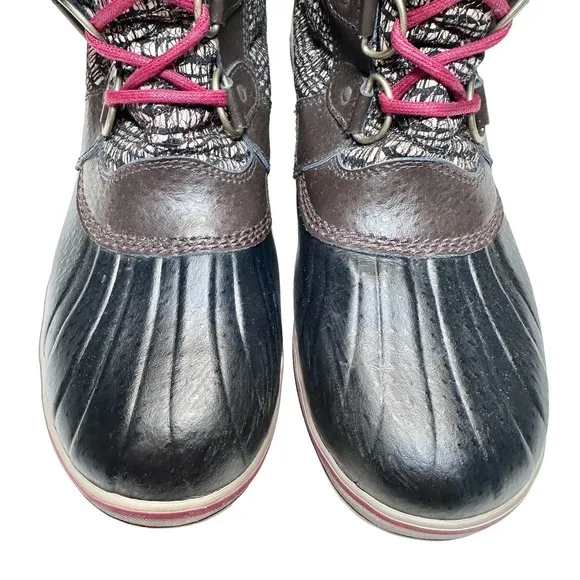Sorel | Women | Tofino II Cordovan Metallic Faux Fur Waterpoof Boots | 10.5