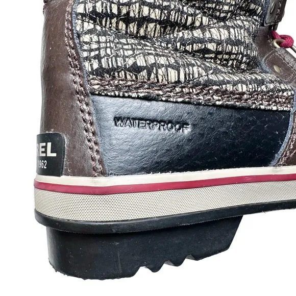 Sorel | Women | Tofino II Cordovan Metallic Faux Fur Waterpoof Boots | 10.5